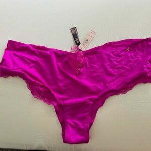 NWT Victorias Secret Cheeky XL